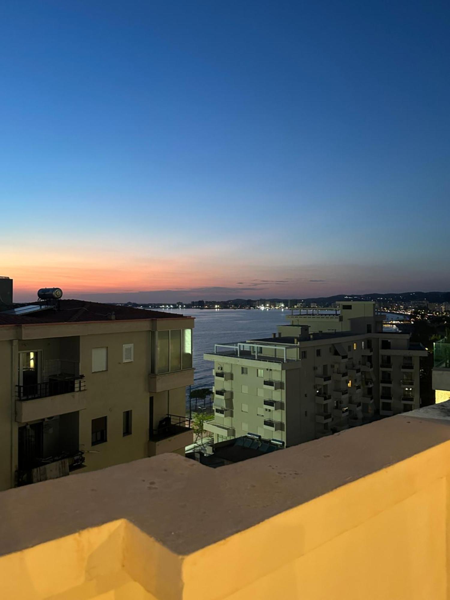 Dn Apartments Вльора Екстер'єр фото