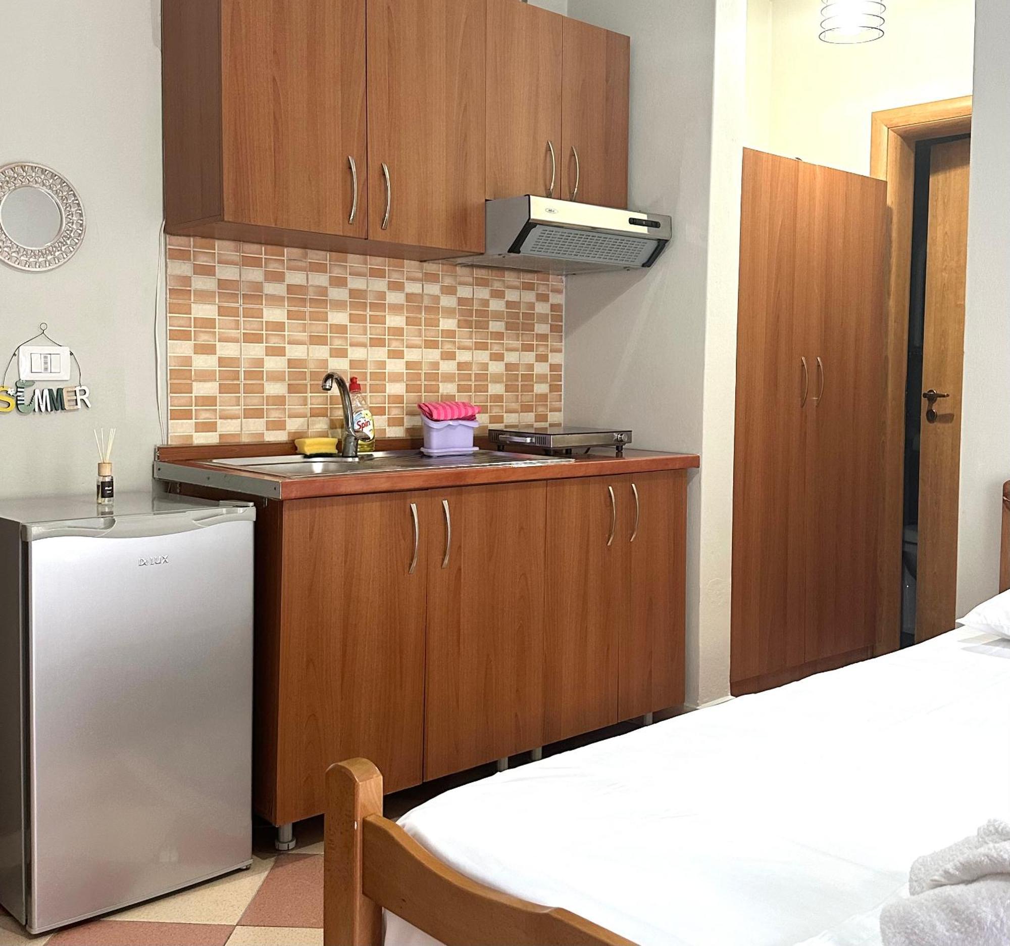Dn Apartments Вльора Екстер'єр фото