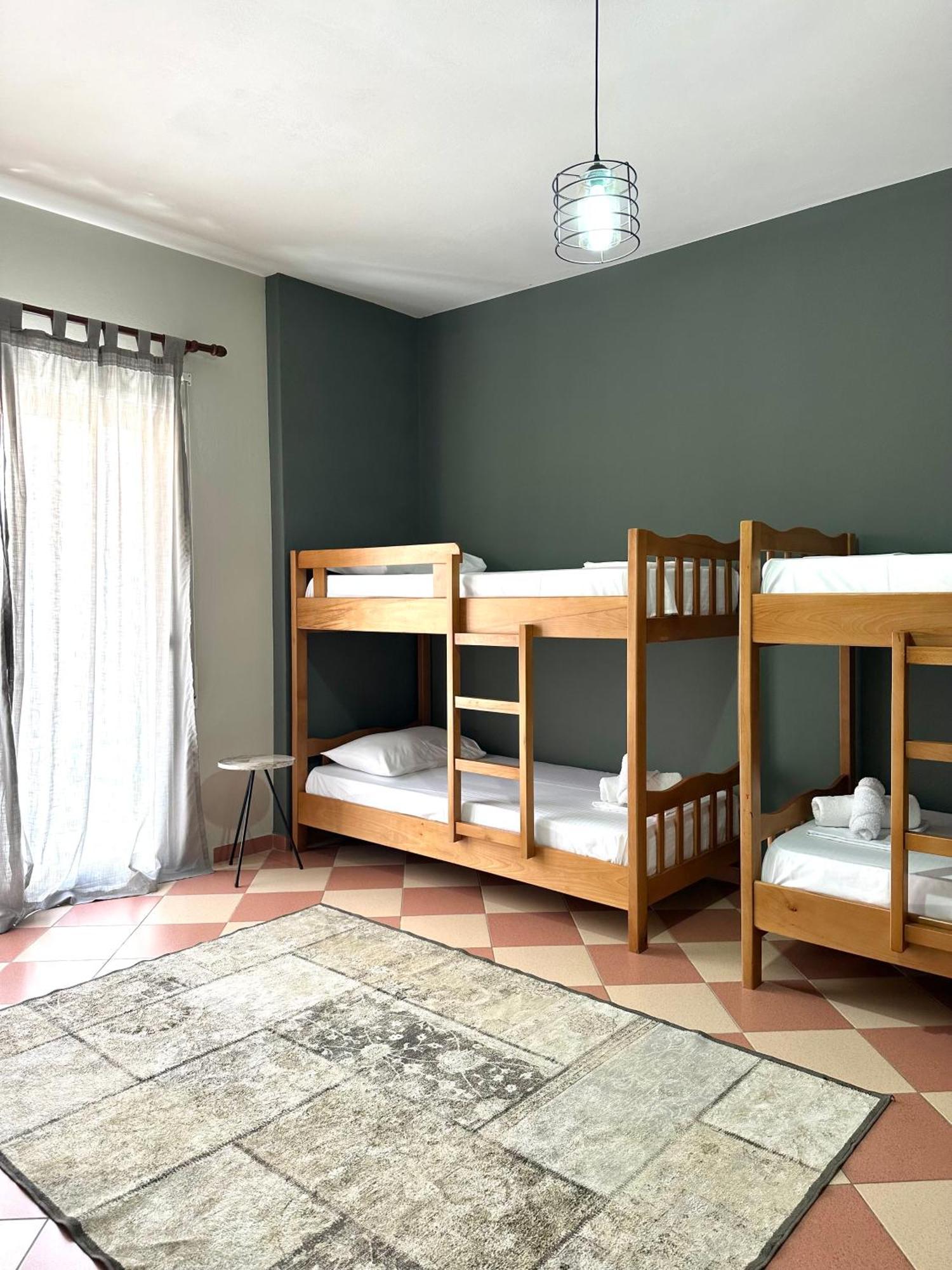 Dn Apartments Вльора Екстер'єр фото