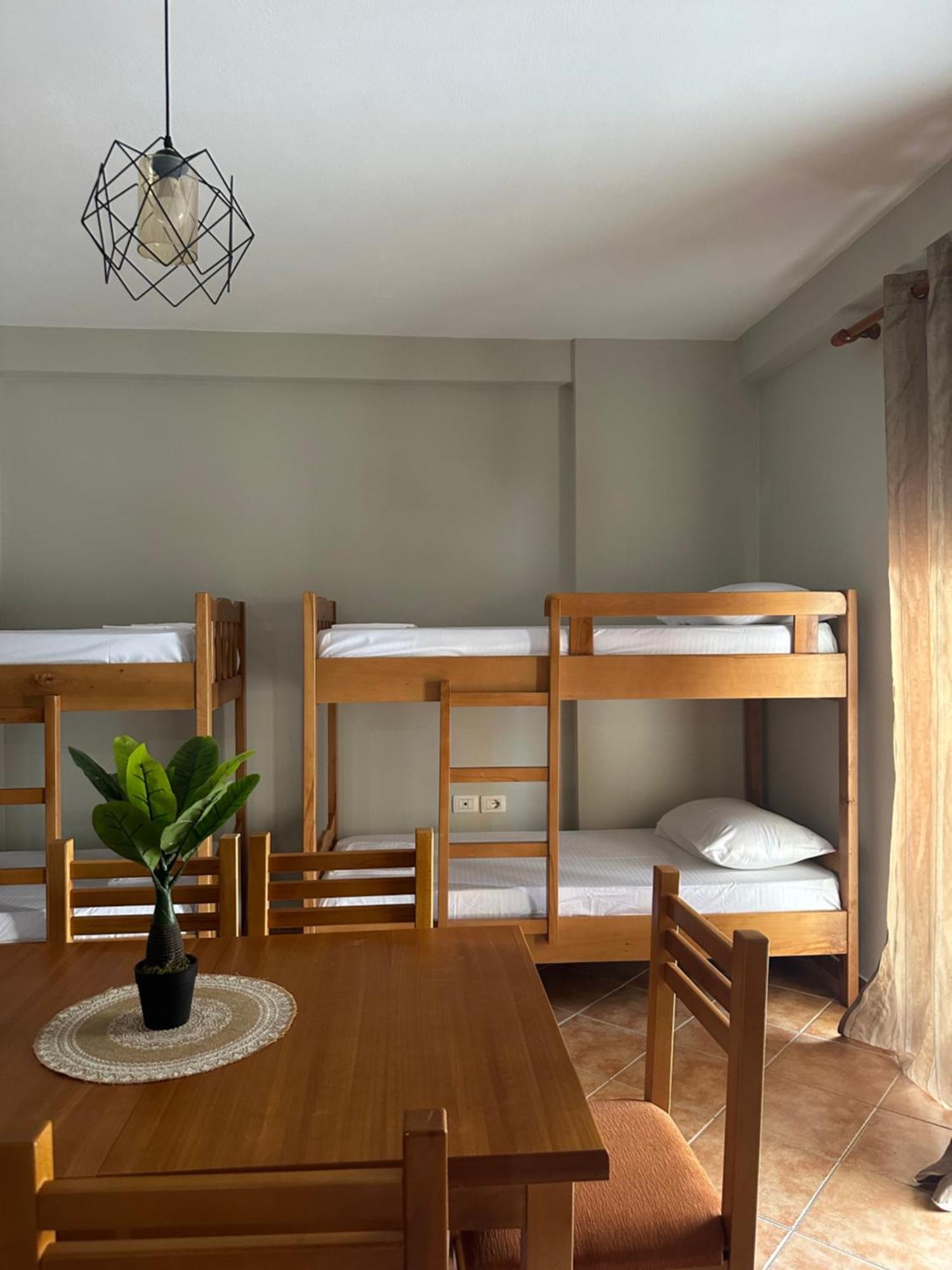 Dn Apartments Вльора Екстер'єр фото