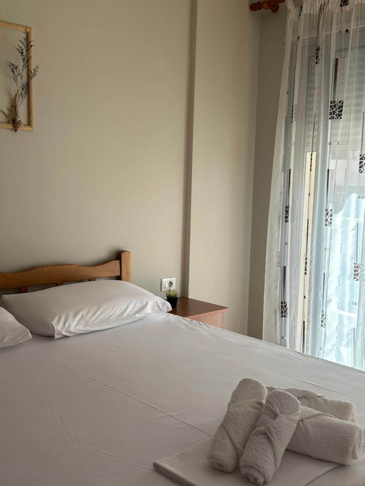 Dn Apartments Вльора Екстер'єр фото